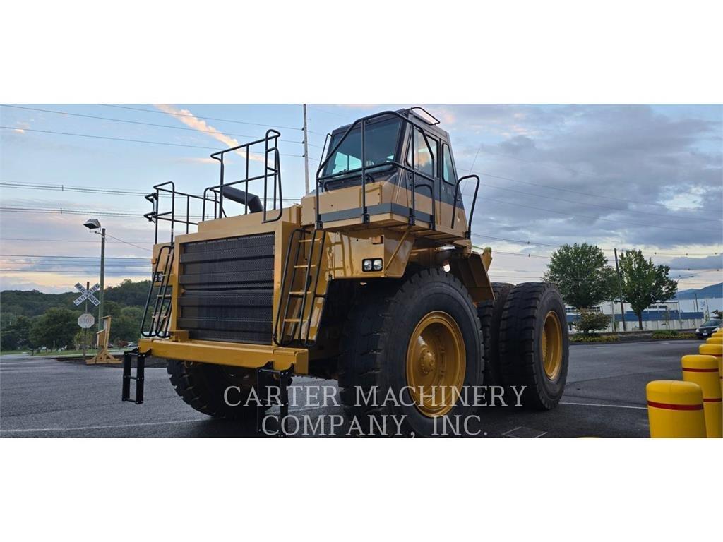 CAT 777 D Tombereau articulé