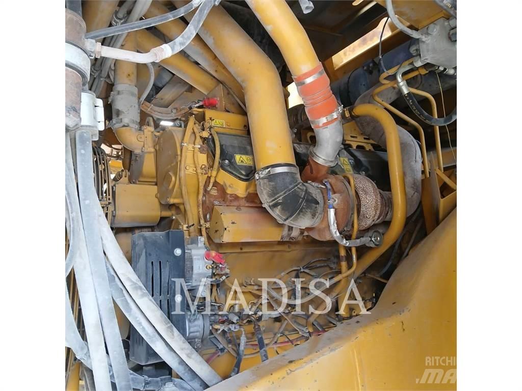 CAT 777F Tombereau articulé