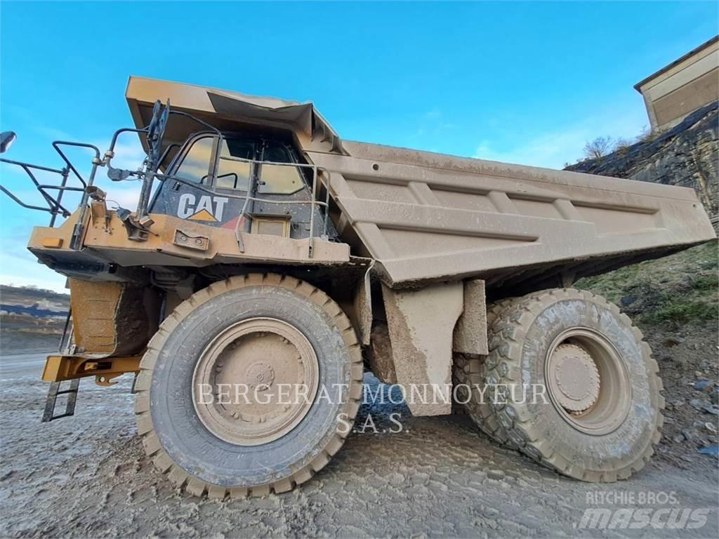 CAT 777G Tombereau articulé