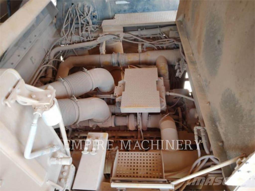 CAT 789D Tombereau articulé