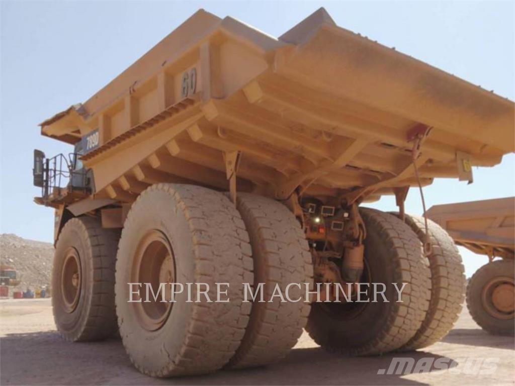 CAT 789D Tombereau articulé
