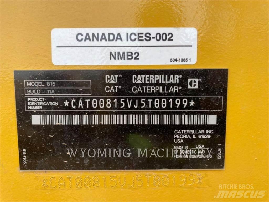 CAT 815 Compacteur de sol
