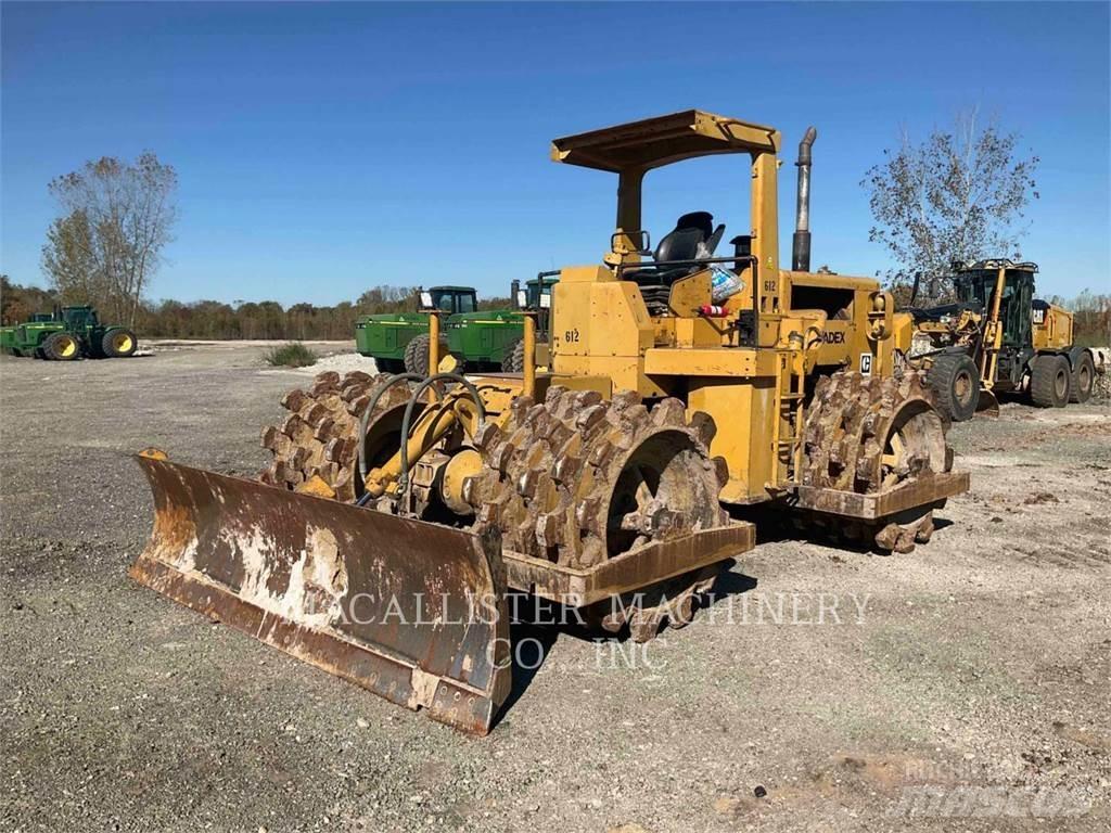 CAT 815 Compacteur de sol