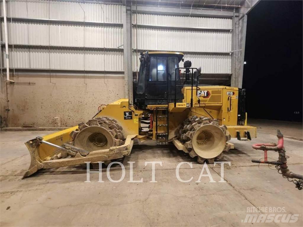 CAT 815 Compacteur de sol