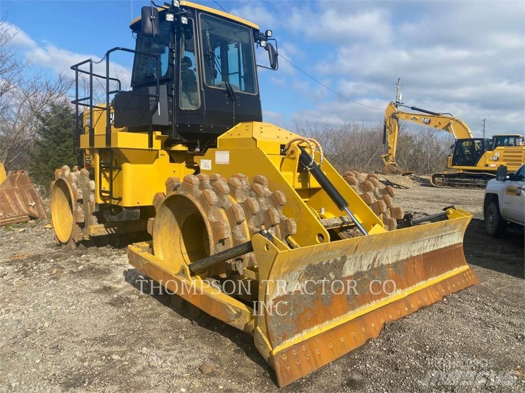 CAT 815 Compacteur de sol