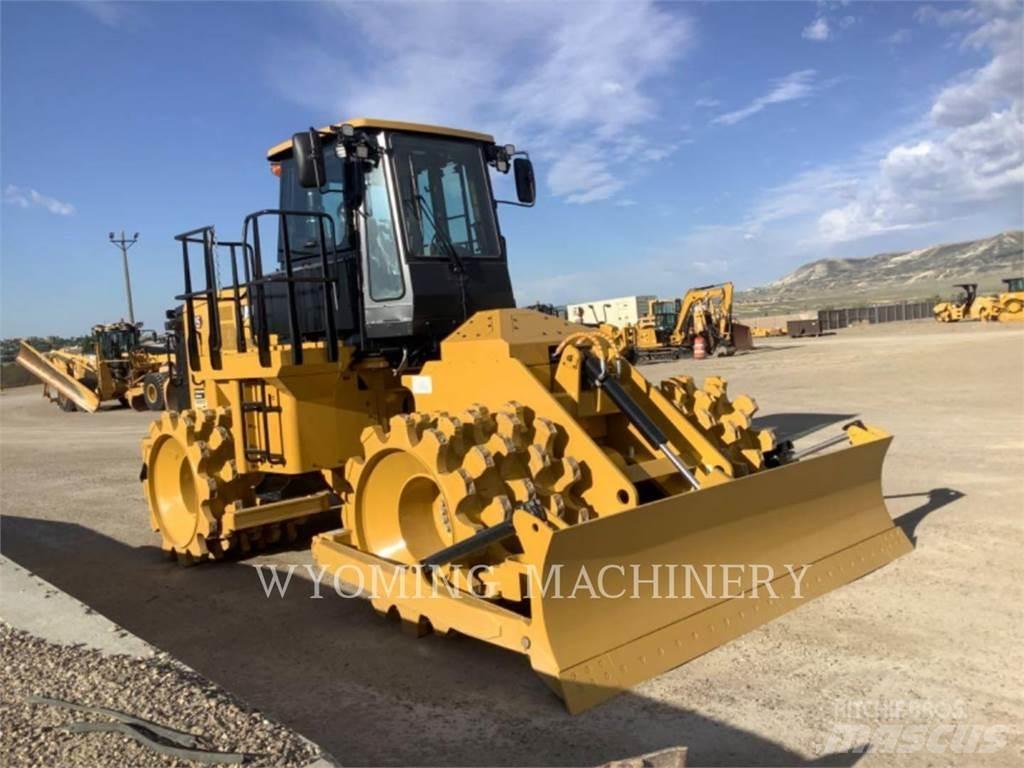 CAT 815 Compacteur de sol