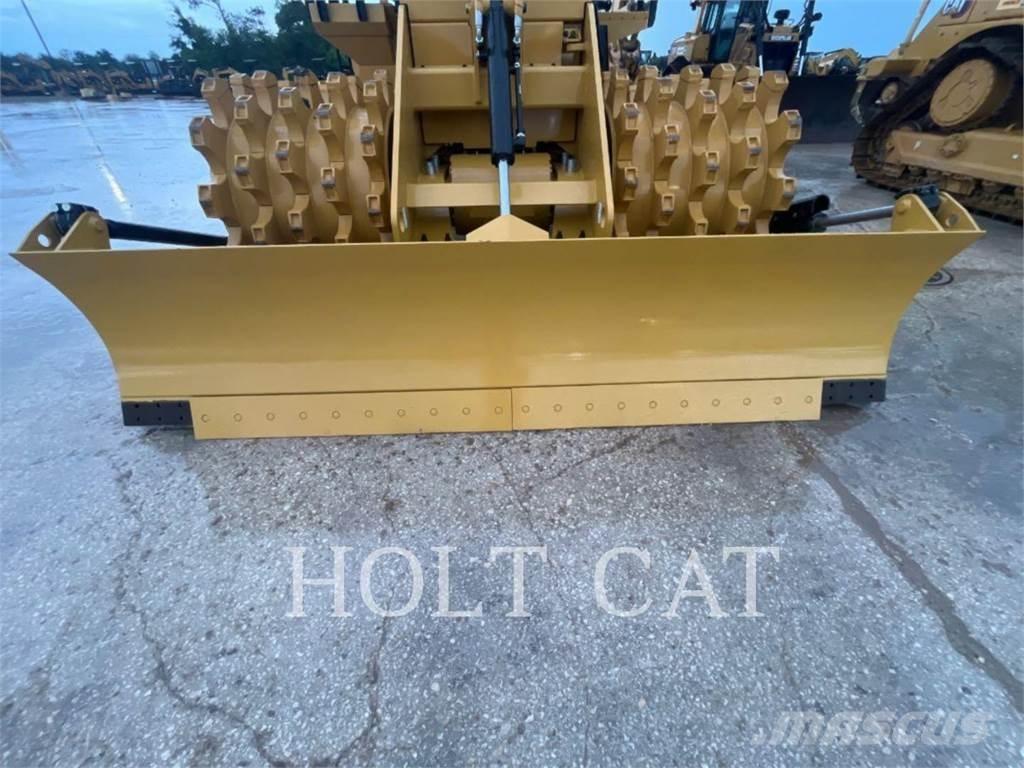 CAT 815 Compacteur de sol