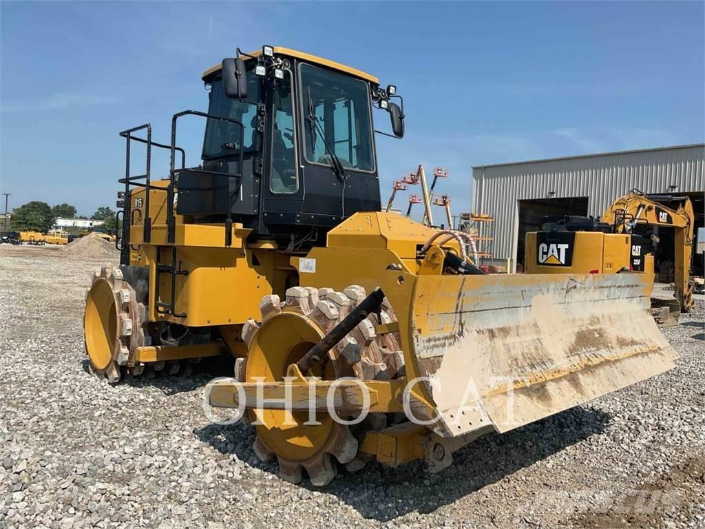 CAT 815 Compacteur de sol