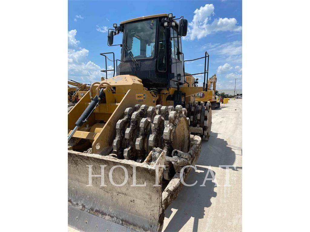 CAT 815 Compacteur de sol