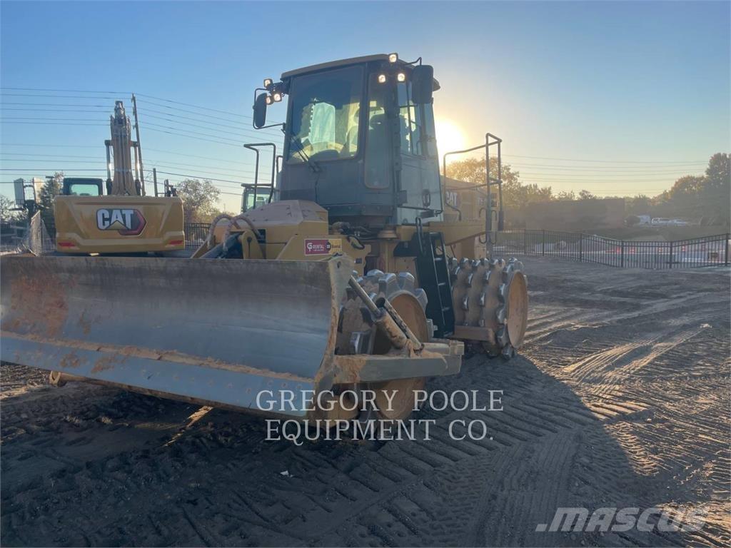 CAT 815-11 Compacteur de sol