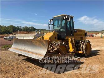 CAT 815F Compacteur de sol