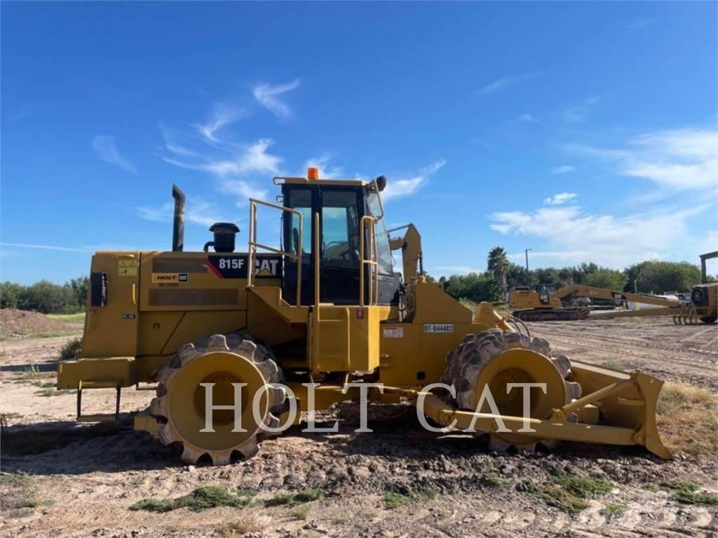 CAT 815F Compacteur de sol