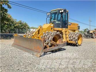 CAT 815F2 Compacteur de sol