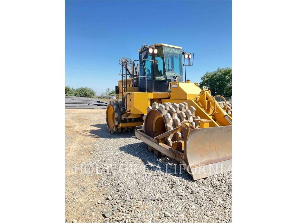CAT 815F2 Compacteur de sol
