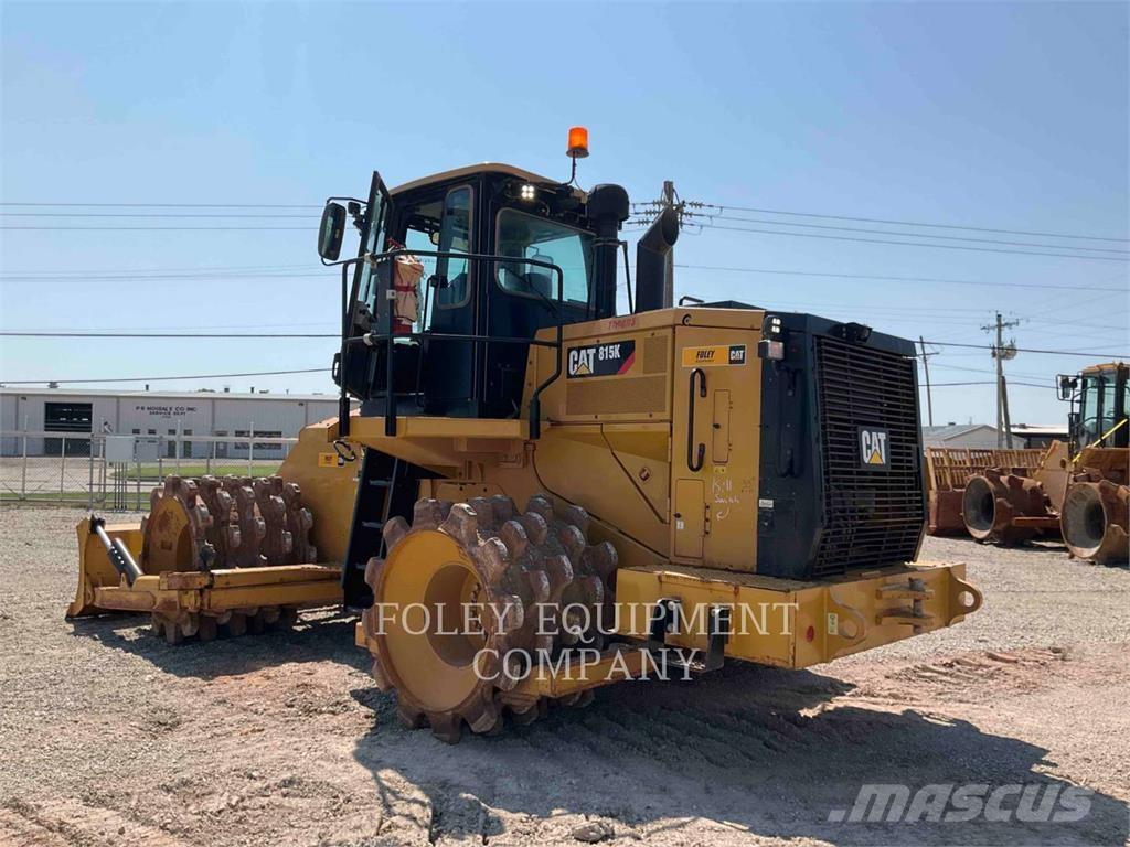CAT 815K Compacteur de sol