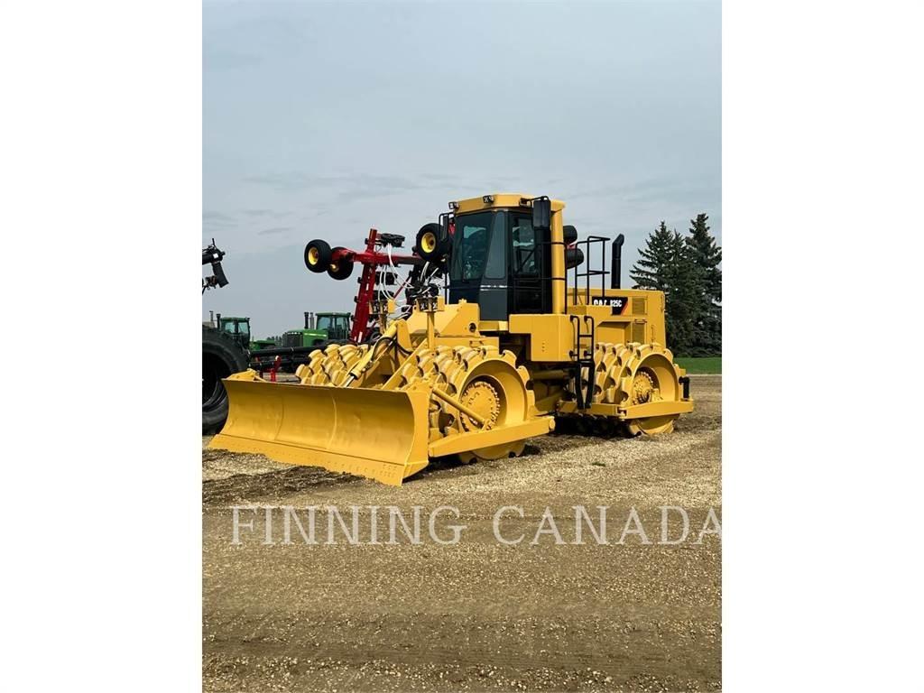 CAT 825C Compacteur de sol