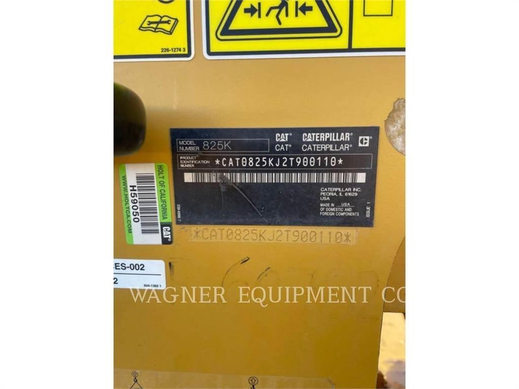 CAT 825K Chargeuse sur pneus