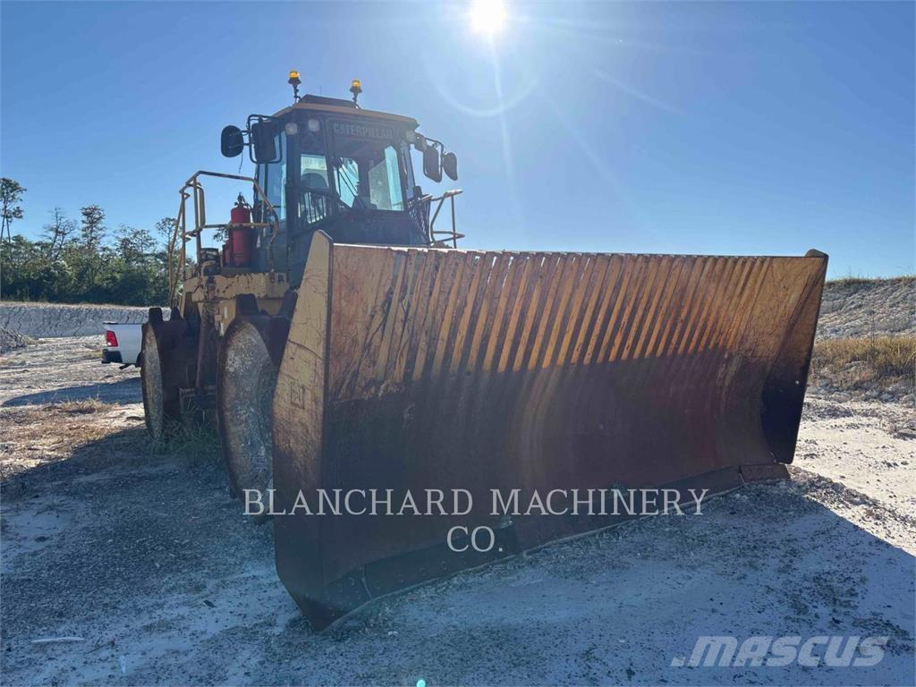 CAT 826H Compacteur de sol