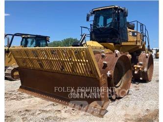 CAT 826K Compacteur de sol