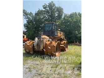 CAT 826K Compacteur de sol