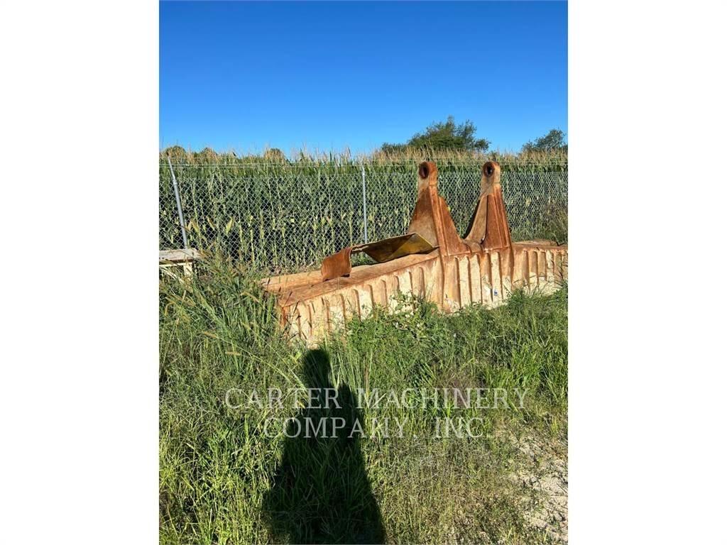 CAT 826K Compacteur de sol