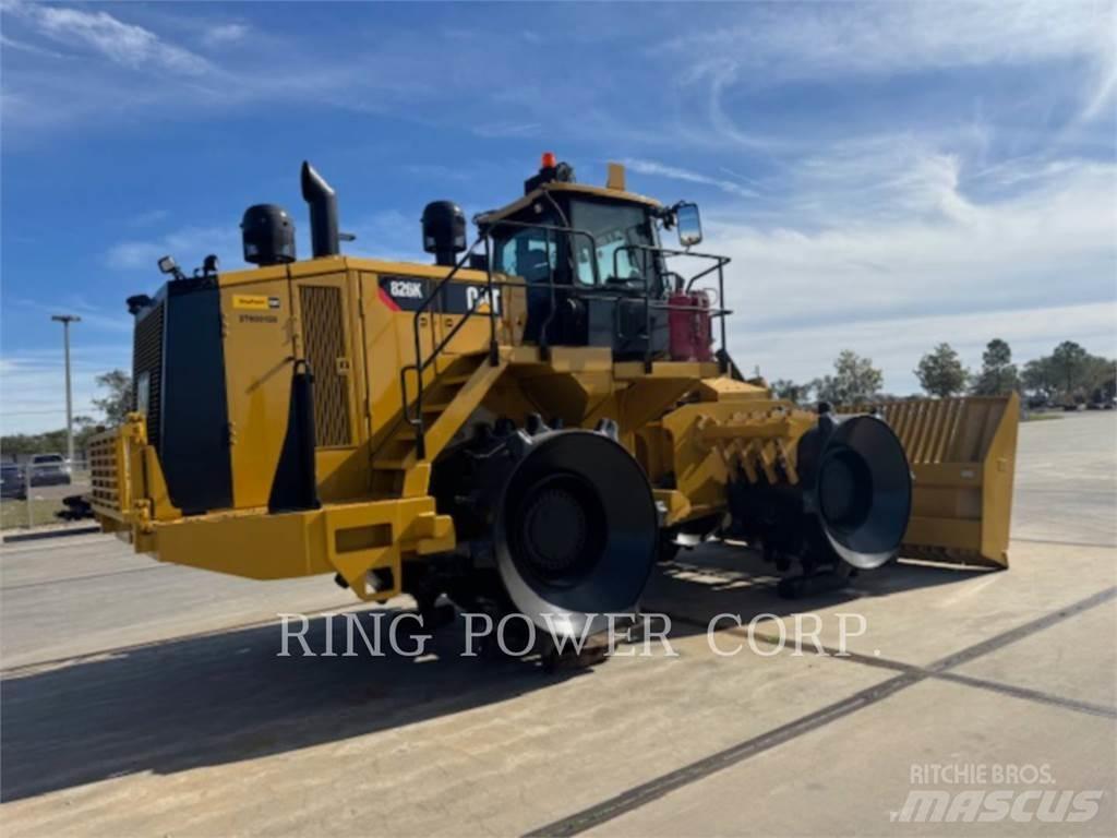 CAT 826K Compacteur de sol