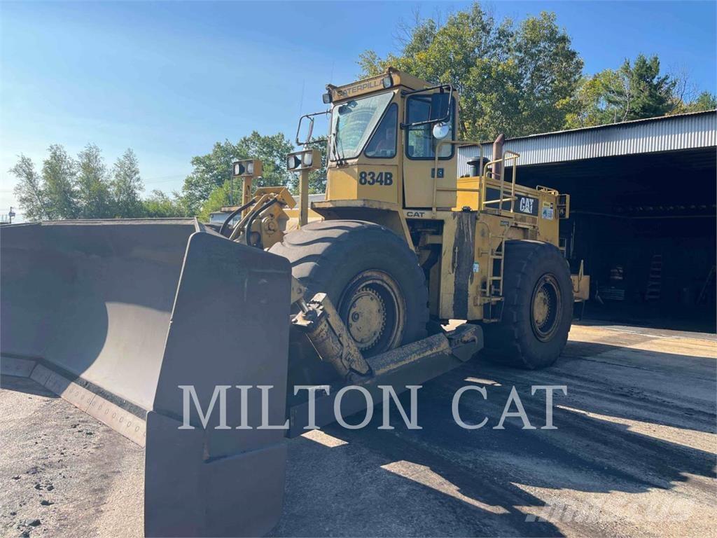 CAT 834B Bouteurs sur roues