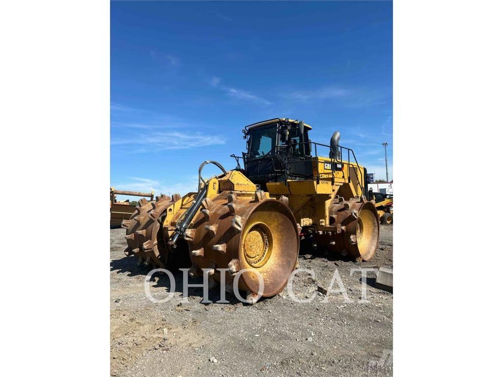 CAT 836K Compacteur de sol
