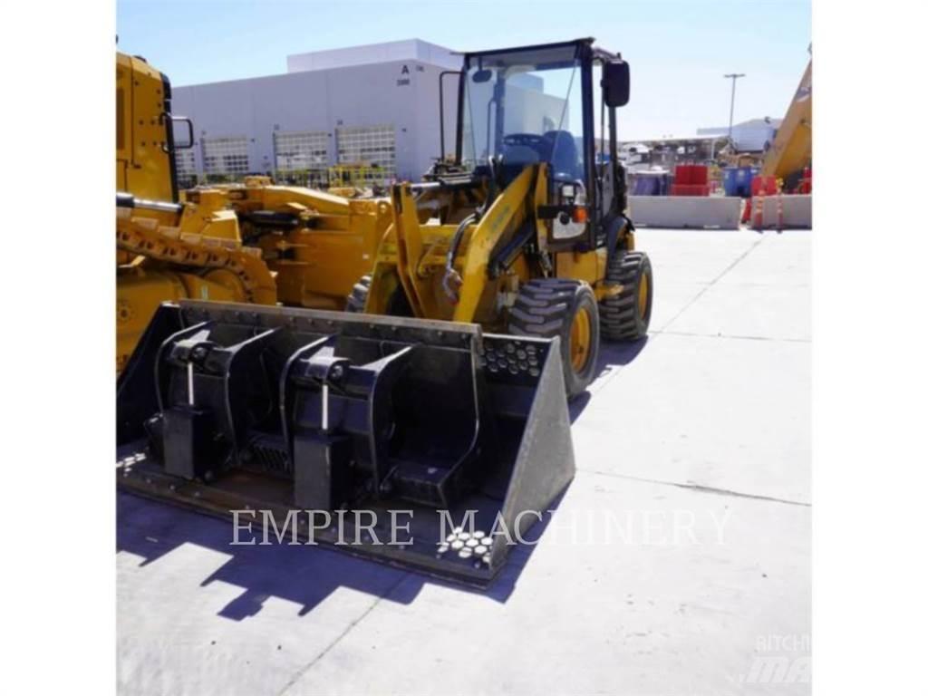 CAT 903C2 Chargeuse sur pneus