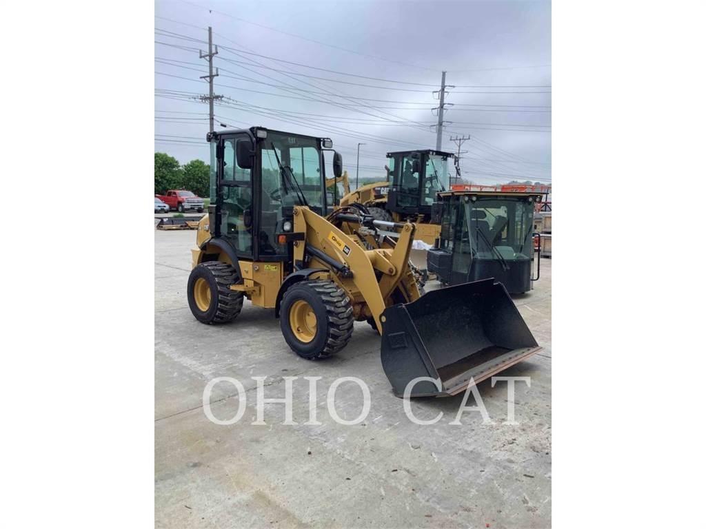 CAT 903D Chargeuse sur pneus