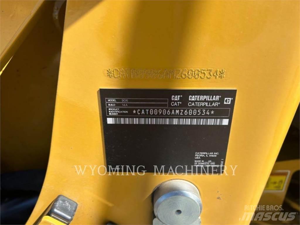 CAT 906 Chargeuse sur pneus