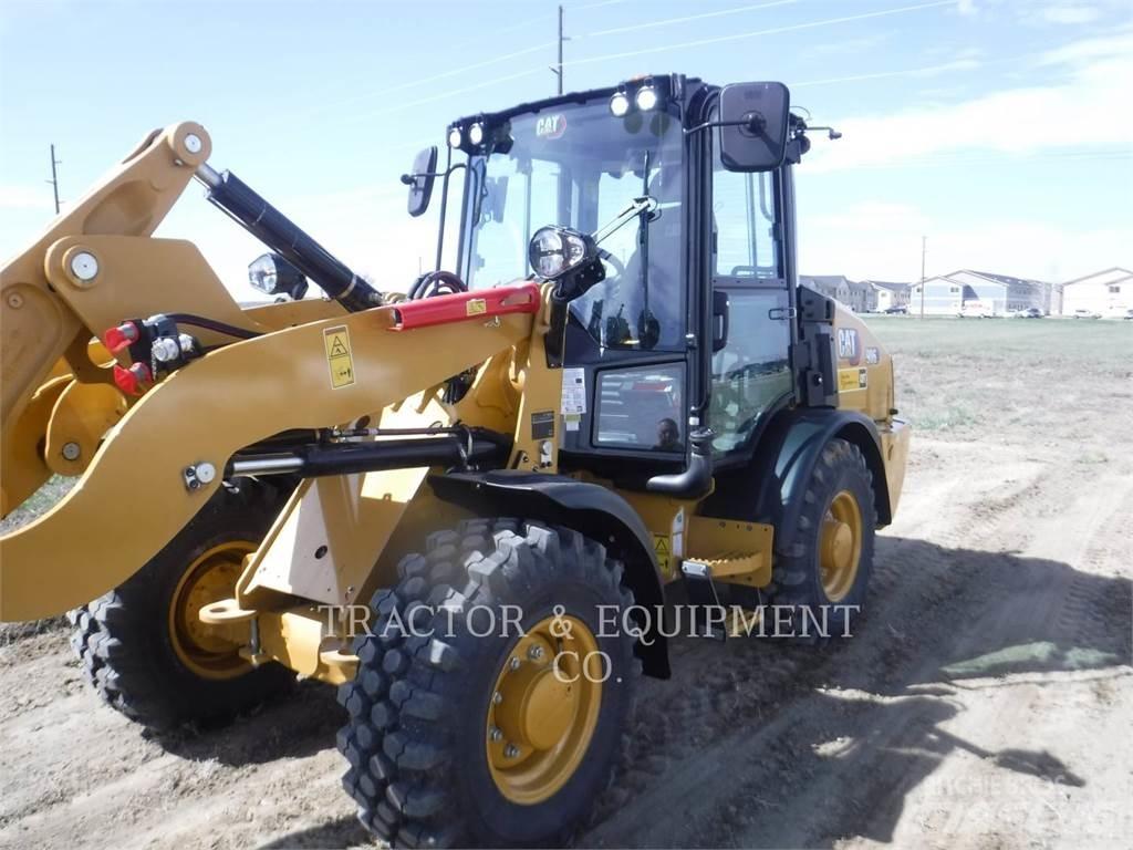 CAT 906 Chargeuse sur pneus