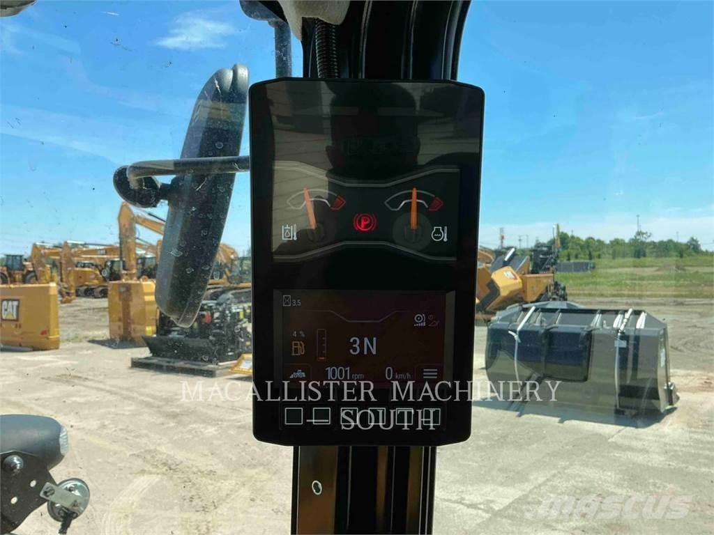 CAT 906 Chargeuse sur pneus