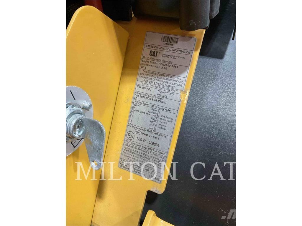 CAT 906 Chargeuse sur pneus