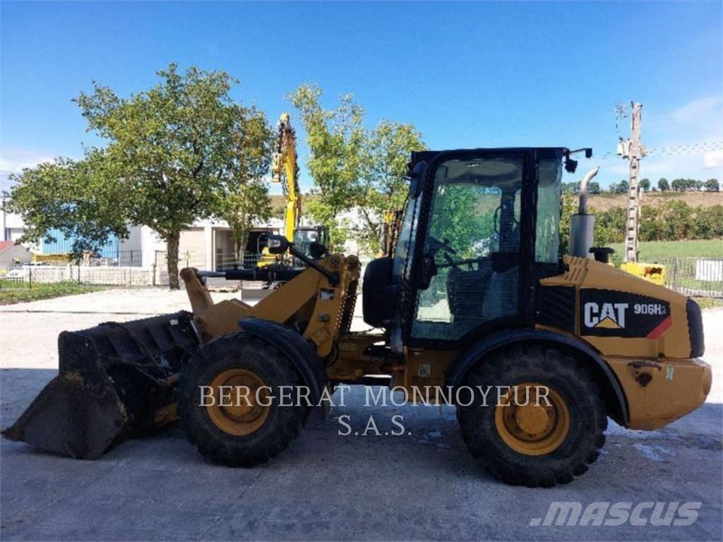 CAT 906H2 Chargeuse sur pneus