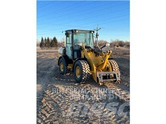 CAT 906M Chargeuse sur pneus