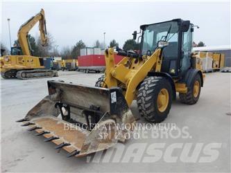 CAT 906M Chargeuse sur pneus