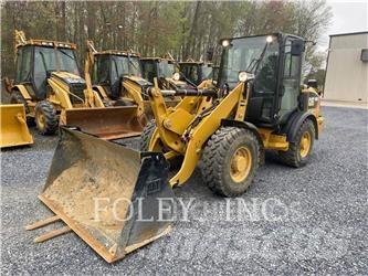 CAT 906M Chargeuse sur pneus