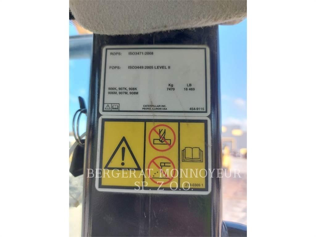 CAT 906M Chargeuse sur pneus