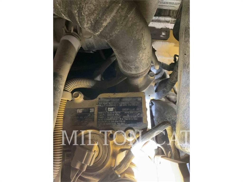 CAT 906M Chargeuse sur pneus