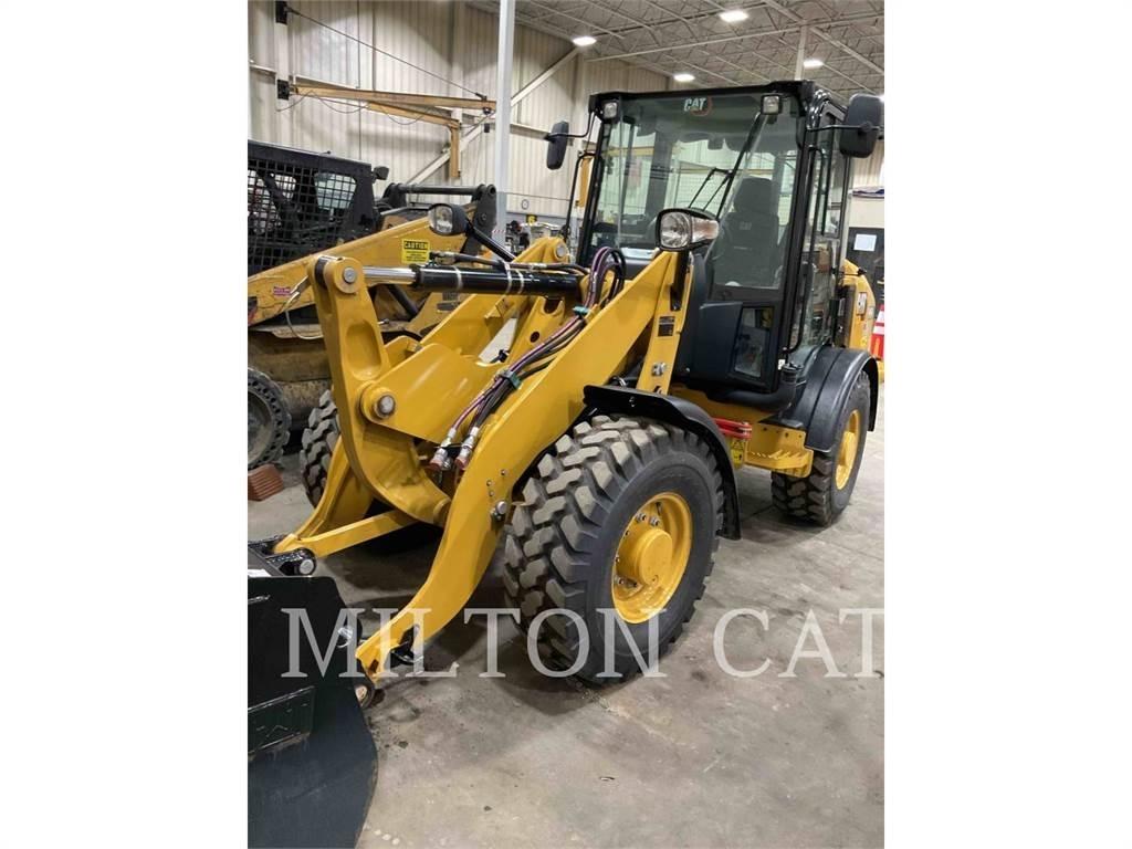 CAT 906M Chargeuse sur pneus