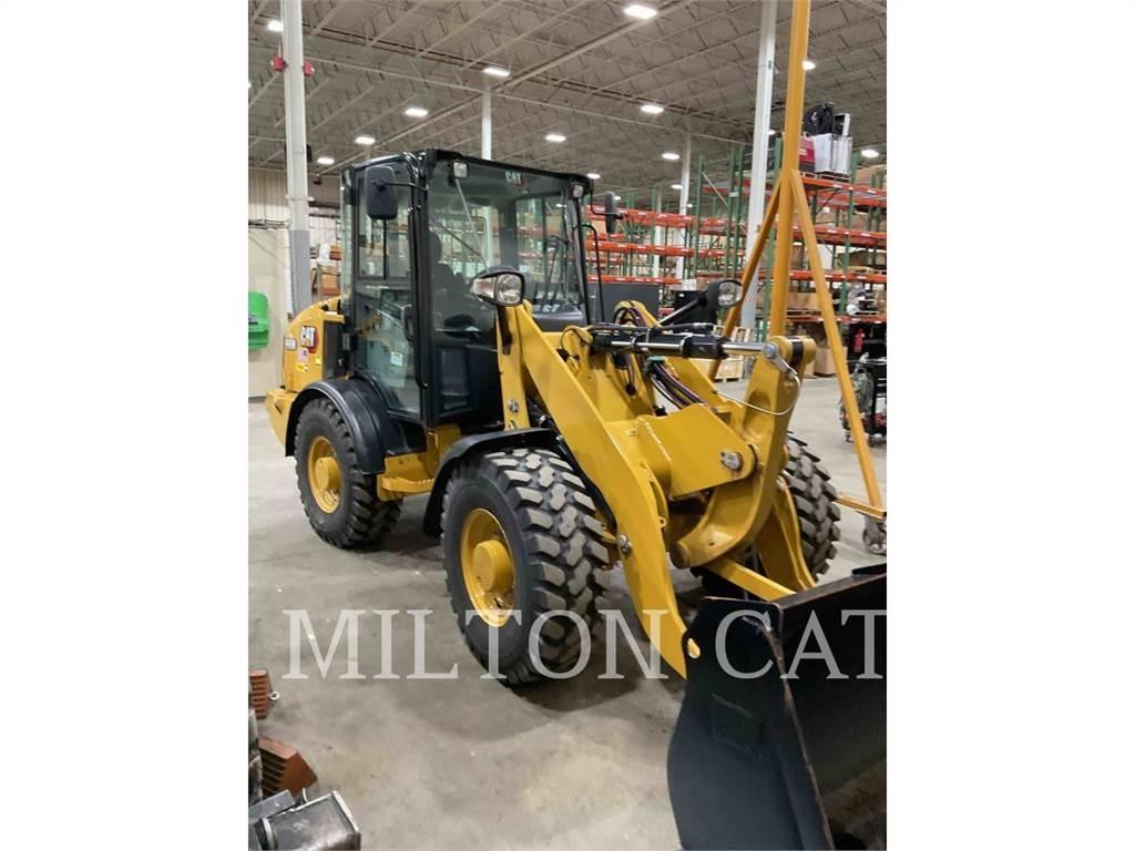 CAT 906M Chargeuse sur pneus