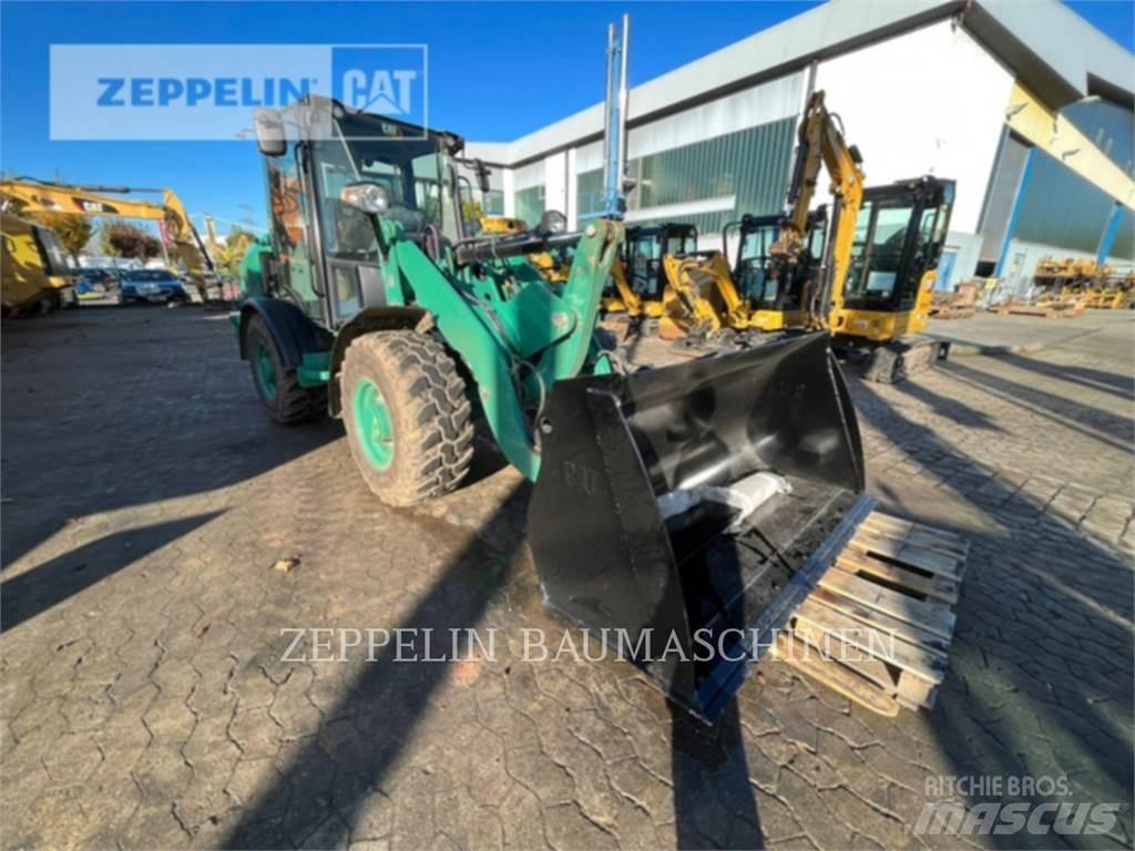 CAT 906M Chargeuse sur pneus