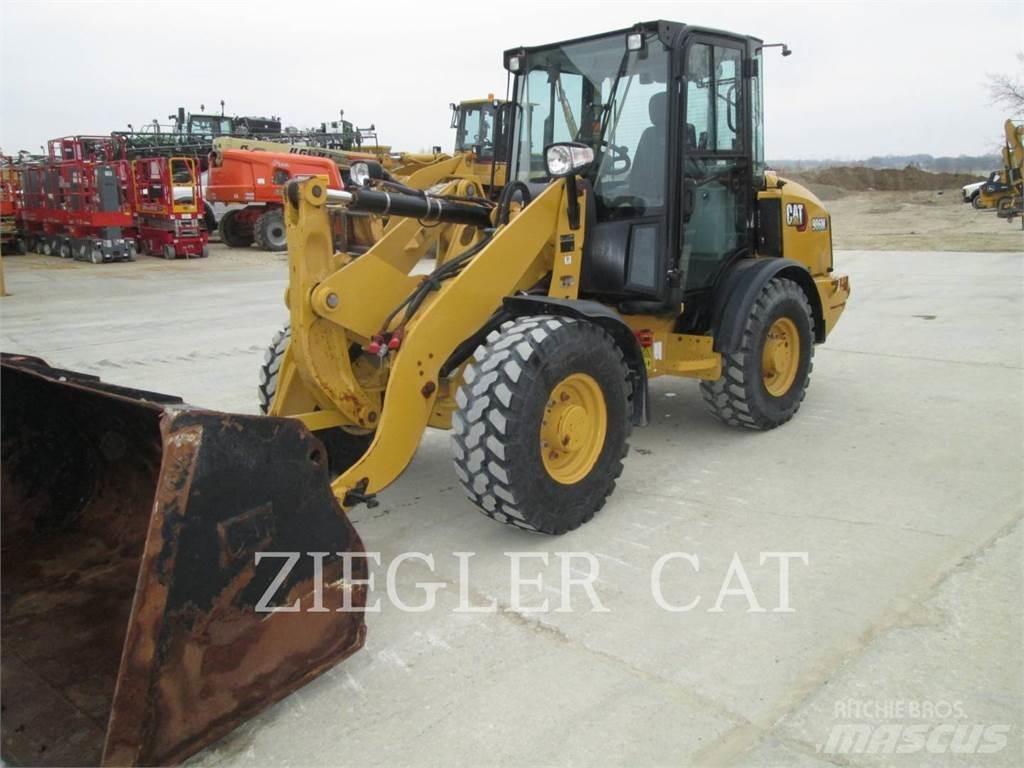CAT 906M Chargeuse sur pneus