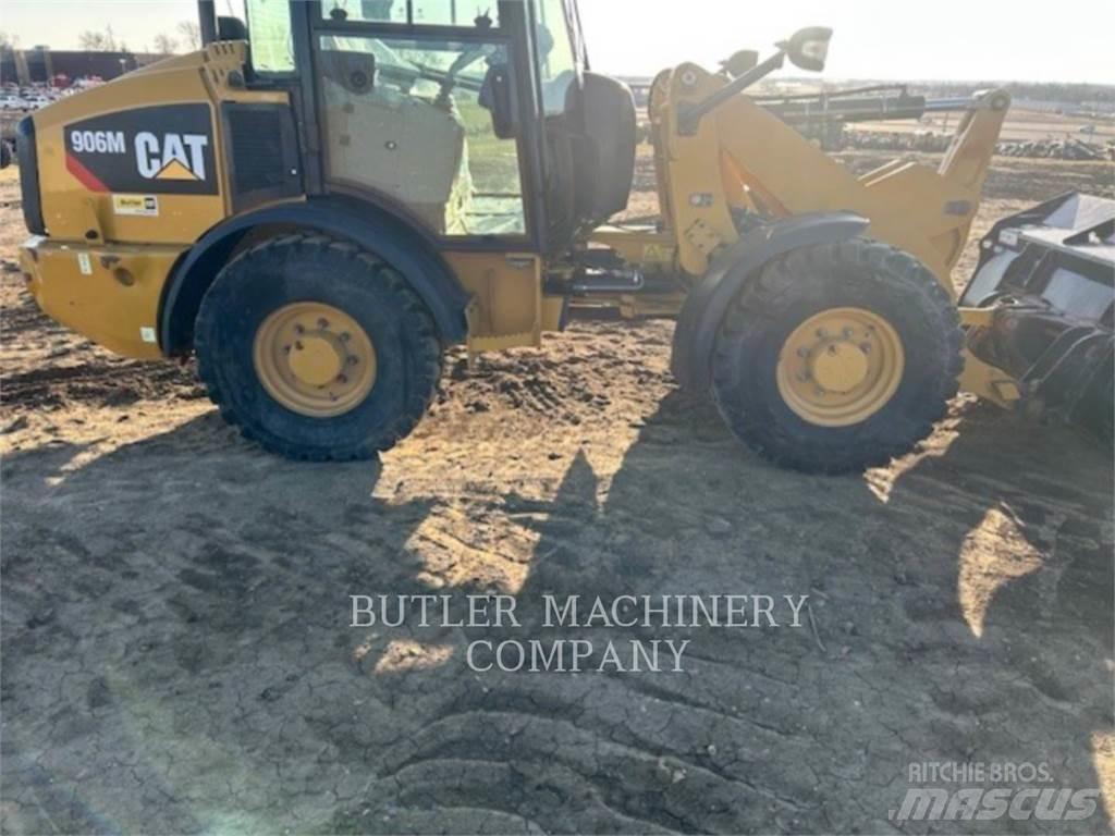 CAT 906M Chargeuse sur pneus