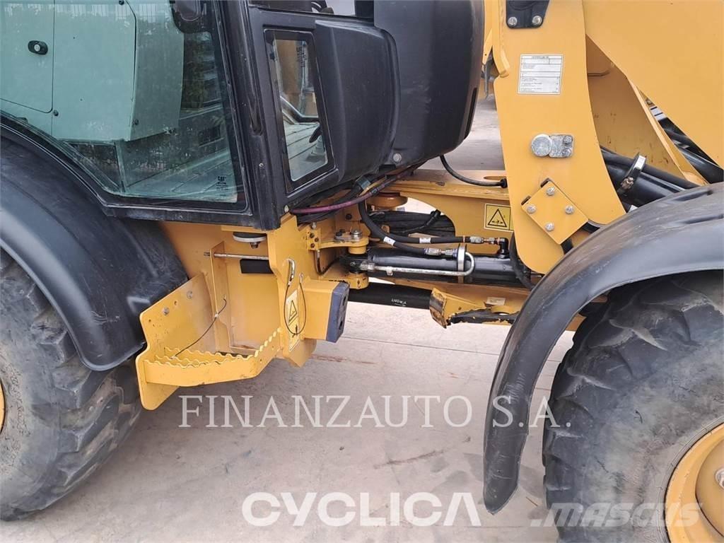CAT 906M Chargeuse sur pneus