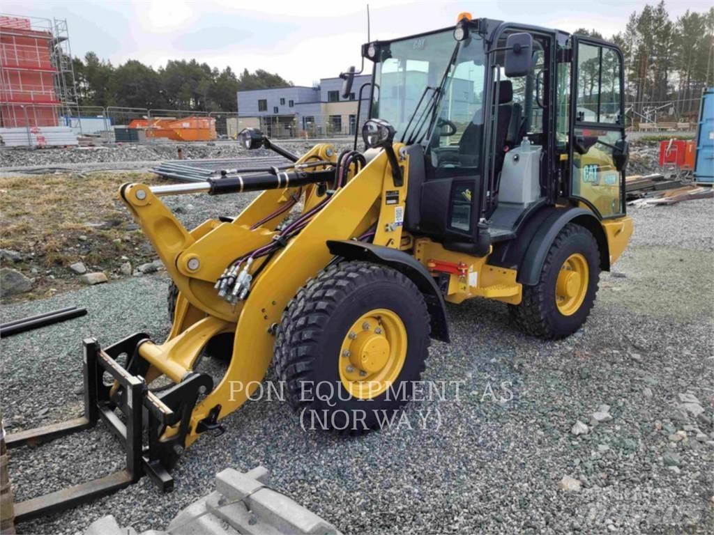 CAT 906M Chargeuse sur pneus