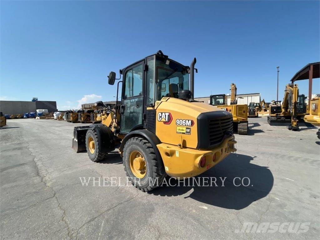 CAT 906M Chargeuse sur pneus