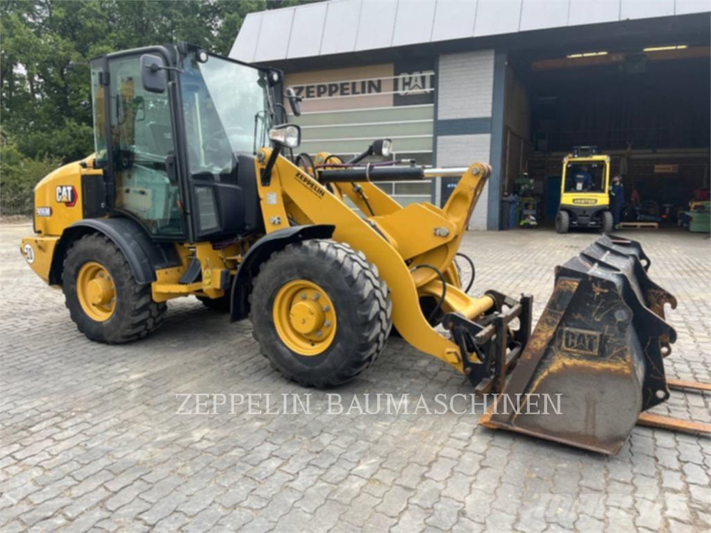 CAT 906M Chargeuse sur pneus