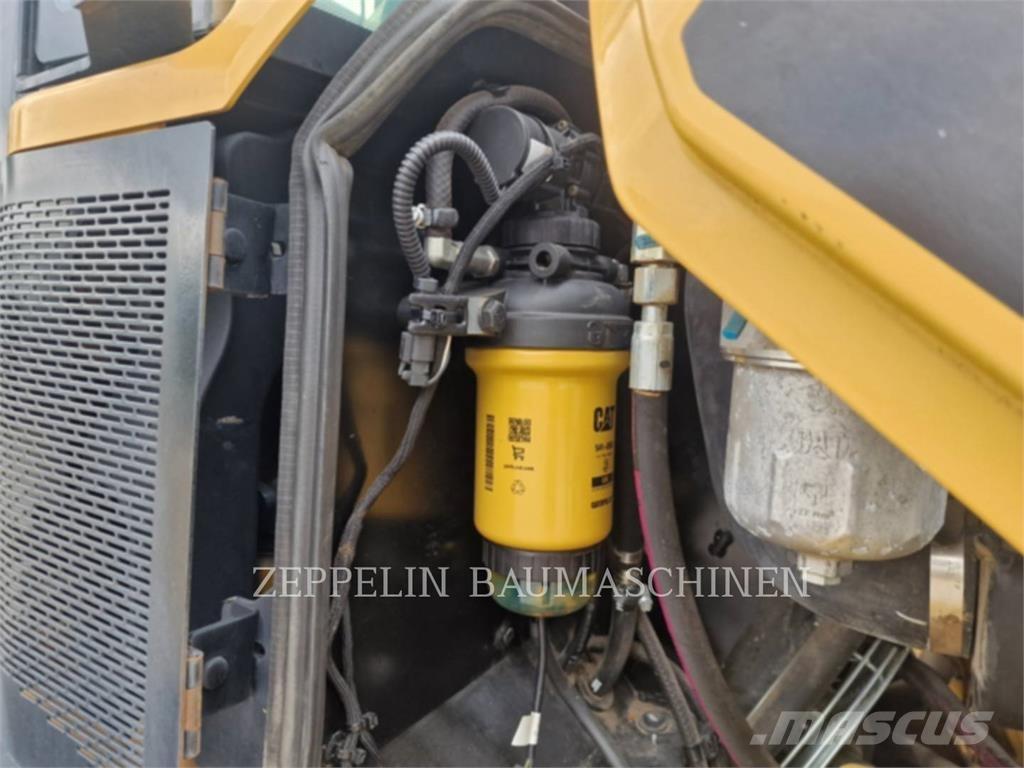 CAT 906M Chargeuse sur pneus